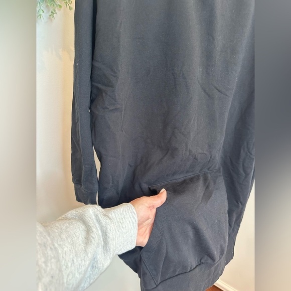 ASOS Crewneck Sweatshirt in Black Size 4 - Picture 2 of 8